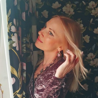 Логотип @ezoterika_taro_cards - Эзотерика. Свечная магия. Карты Таро.