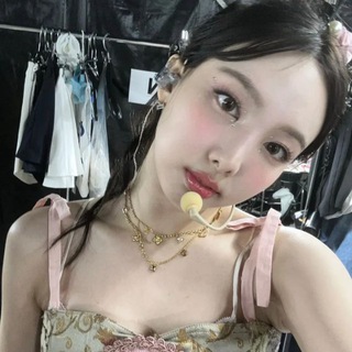 Логотип @f3fes - фефестик