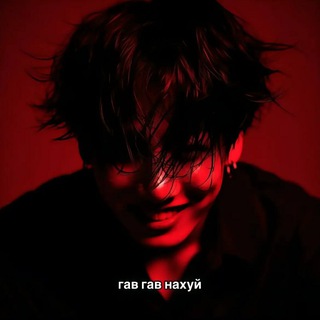 Логотип @f_uckla - хз.