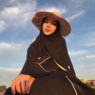 Логотип @fabdulaeva - F.Abdulaeva ( скоро удалю )