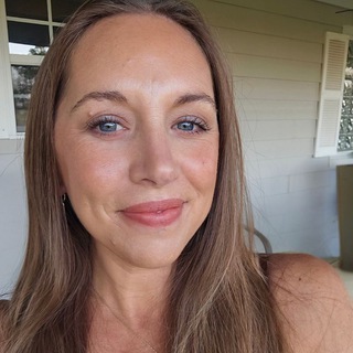 Логотип @fakingflawlesswithjody - Jody Johnson ~ Seint Graphics