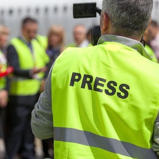 Логотип @fakti_novosti - Честные Новости. Только Факты