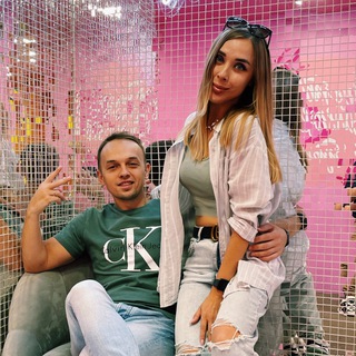 Логотип @familyblogers - Втеликемы
