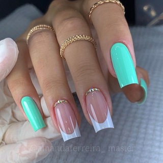Логотип @fancy_manicure - Модный маникюр | Дизайн ногтей
