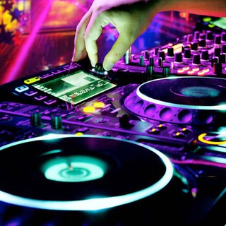 Логотип @fandomdjmixes - Fandom DJ Mixes and Streams