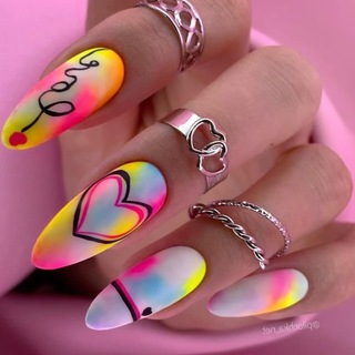 Логотип @fashion_manicur - Модный маникюр •● 2026 ●•