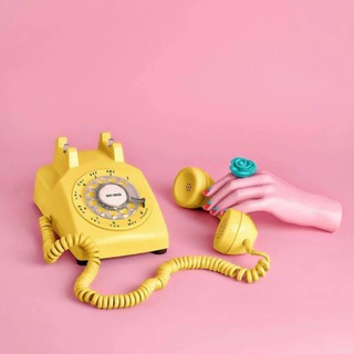 Логотип @fashioncontact - Контакт со стилем