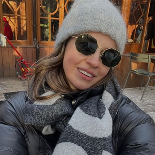 Логотип @fashionistas_corner - Fashionista's Corner - модный угол