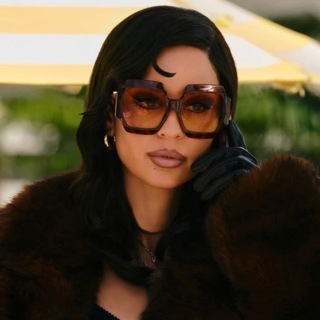 Логотип @fashionrainny - 𝐑𝐀𝐈𝐍𝐘 𝐃𝐀𝐘 𝐈𝐍 𝐍𝐄𝐖 𝐘𝐎𝐑𝐊