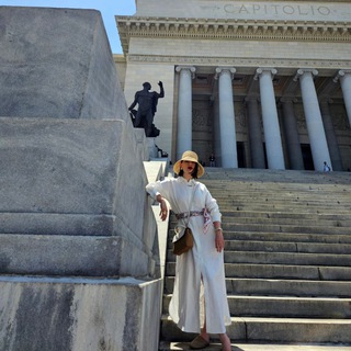 Логотип @fashionvictimanya - "Всё это следует шить..."