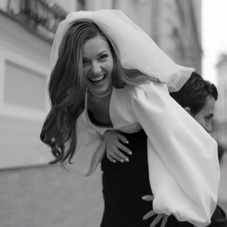 Логотип @fata_nevesty - Фата. Свадебный блог