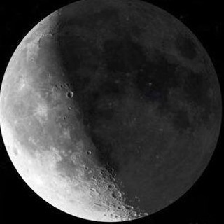 Логотип @fatiiiiiiimmm - قمر