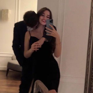 Логотип @favoritezarin - Favorite🖤🕊