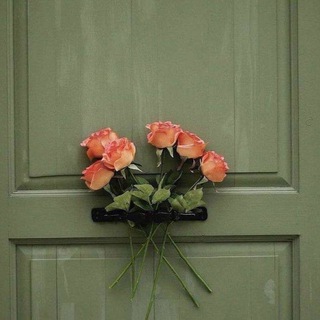 Логотип @fawaidnastavleniya - польза для твоей души