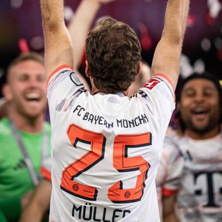 Логотип @fc_bayernmunchen_official - OFFICIAL BAYERN MUNCHEN