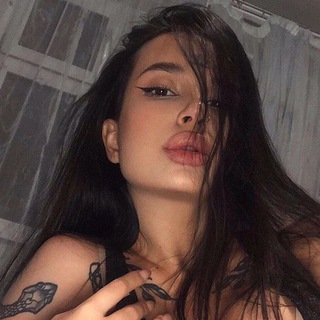 Логотип @fealllko - 𝔽𝕖𝕒𝕝𝕝𝕜𝕠 🎧