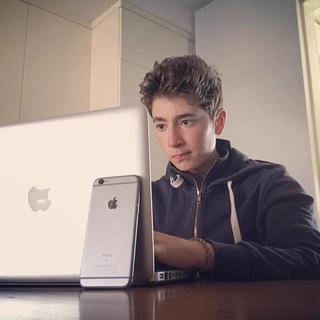 Логотип @federicosgambelluriyt - AppleTutorial by Federico Sgambelluri Group