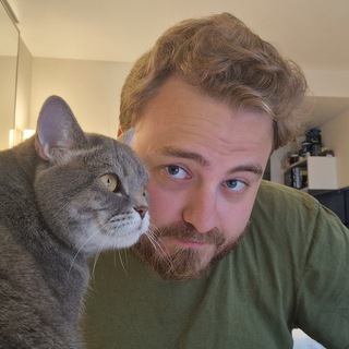 Логотип @fedor_abroad - Фёдор с кошкой за границей 🧔🐱✈️