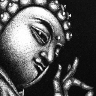 Логотип @feelingsolid - филинг броукен