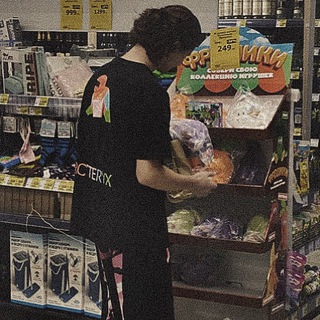 Логотип @felixratliff - 𝐅𝐄𝐋𝐈𝐗 𝐑𝐀𝐓𝐋𝐈𝐅𝐅©