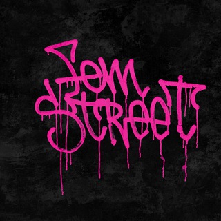 Логотип @femstreet - Femstreet
