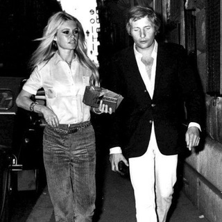 Логотип @fenestrax - жемчу́жный аквариум