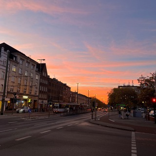 Логотип @fentezi09 - 💙💛