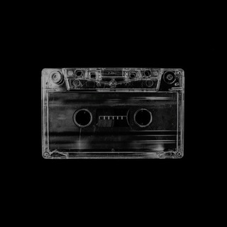 Логотип @fffggghhjj - кассета