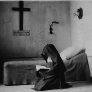 Логотип @fiatvoluntate - Fiat ✨ Voluntate