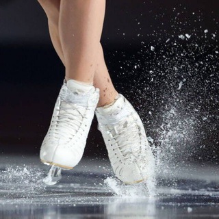 Логотип @figurkakk - семья фигурки