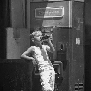 Логотип @filmvden - Фильм в день