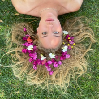 Логотип @filonova_official - С пользой по жизни 🍀