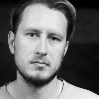 Логотип @firedformemes - УВОЛЕН ЗА МЕМЫ