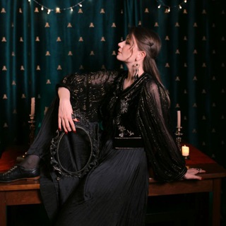 Логотип @fireplace_witch - Fireplace_witch