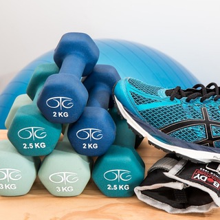 Логотип @fitnes_diets - Фитнес, диеты