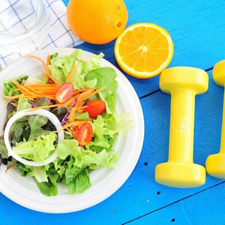 Логотип @fitnesonline - Фитнес Тренер