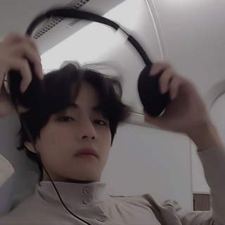 Логотип @fjjthe - совмы°имена для виртовских°