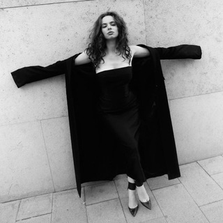 Логотип @fknalika - fkn.gossip