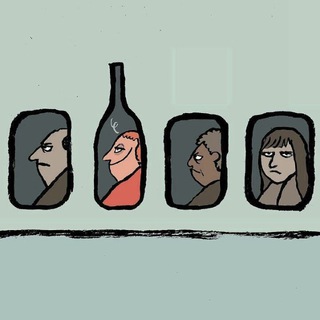 Логотип @flightstories - Подсмотрено в самолете