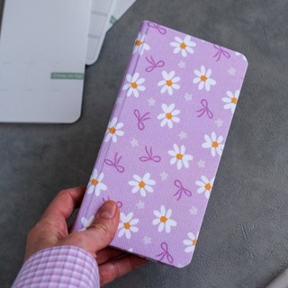 Логотип @flowery_book - Flowery book