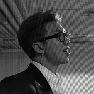 Логотип @flowwqi - 𝙳𝙰𝙽𝚂 𝙻'𝙴𝙽𝙵𝙴𝚁 𝙳'𝙰𝙳𝙰𝙼