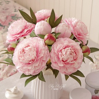 Логотип @fom_florist - fom_florist