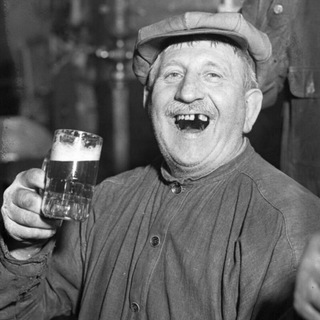 Логотип @foodkursk_sh - ШИЗО гадюшника