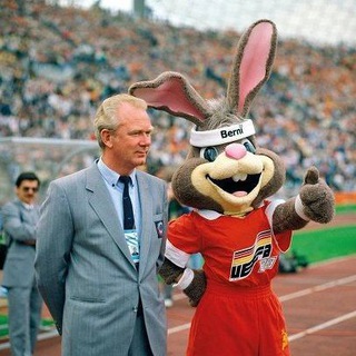 Логотип @football_coaching_video - Канал для футбольных тренеров