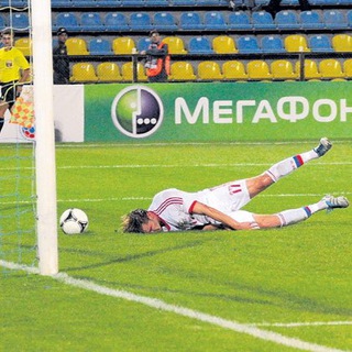 Логотип @football_tales - Куда бьёшь?