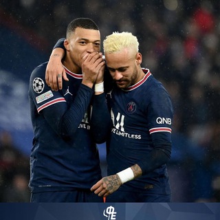 Логотип @footbchas - Футбольчик