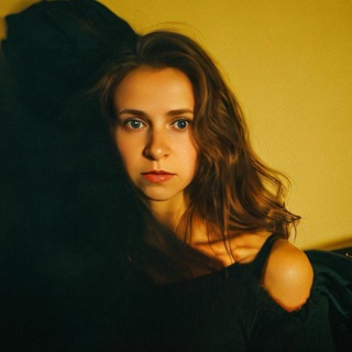 Логотип @forbooksever - For_books_ever