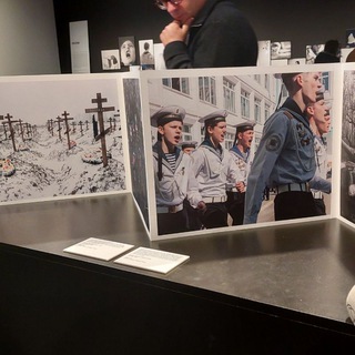 Логотип @forhumanrightsdefenders - стажировки гранты правозащитникам