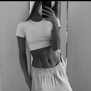 Логотип @foryougirlsss - for you girls