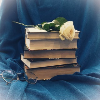 Логотип @fosterandbooks - Foster_and_books